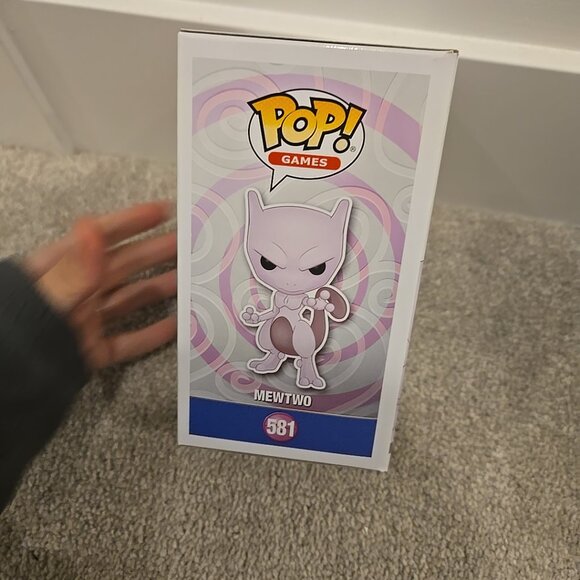 Funko Pop! Vinyl: Pokémon - Mewtwo #581 - Picture 2 of 6